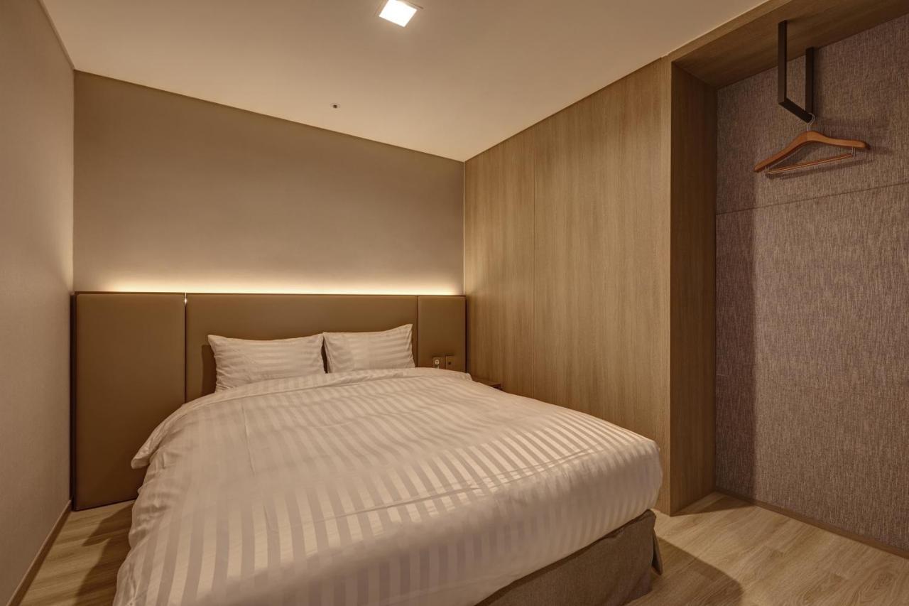 Sol Beach Jindo Екстер'єр фото